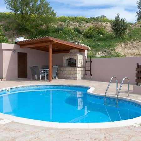 Afroditi House Stroumbi Номер фото
